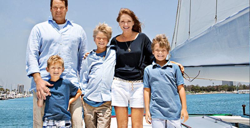 leonard-family-living-on-a-sailboat